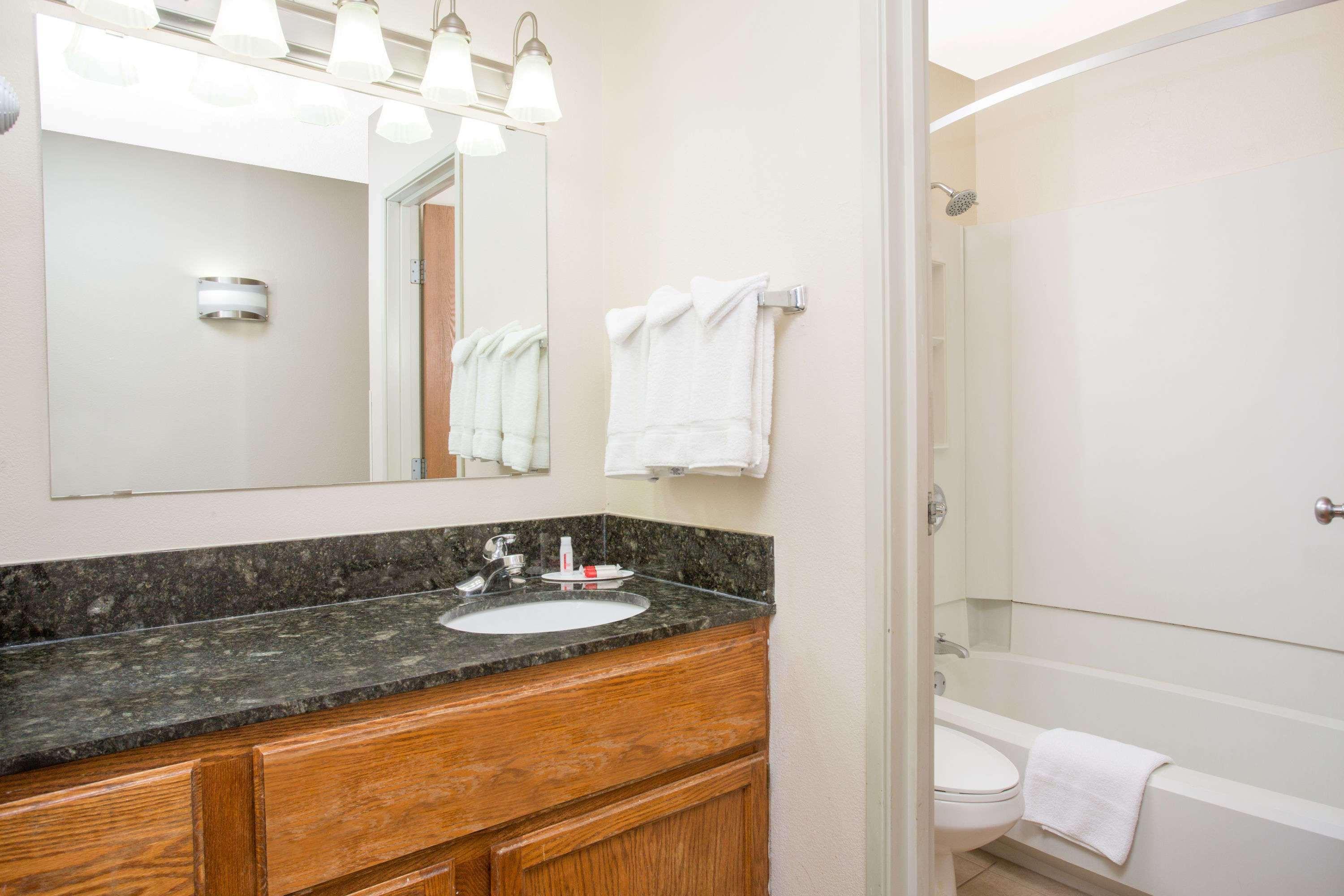 Days Inn By Wyndham Silverthorne Ngoại thất bức ảnh